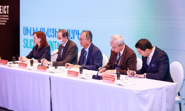 DreamShots Photo Silicone Mountains (Camera 1)_ (184)-min